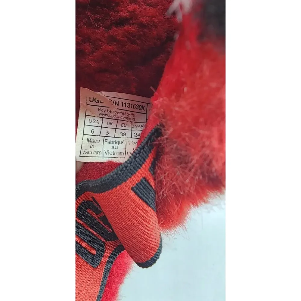 UGG Fluff Yeah Slide Slippers Plaid Punk Red Black White 1131630K Sz 6 Youth